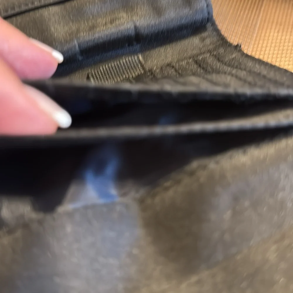 NWT Tommy Hilfiger black & gray textured plaid wallet